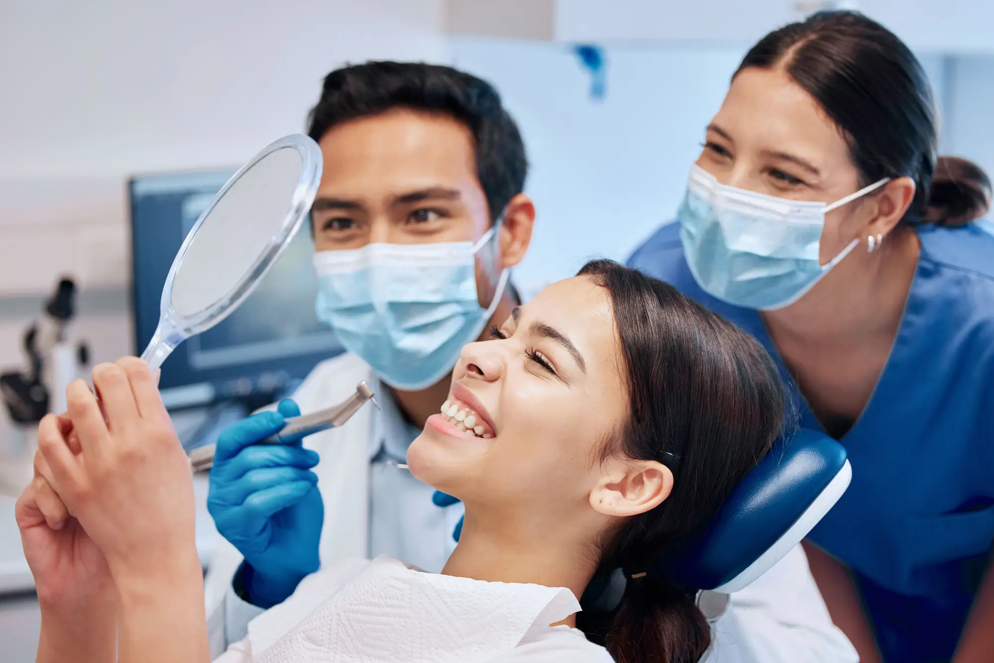 Nueva sonrisa con dentista que hable español en Lake Worth